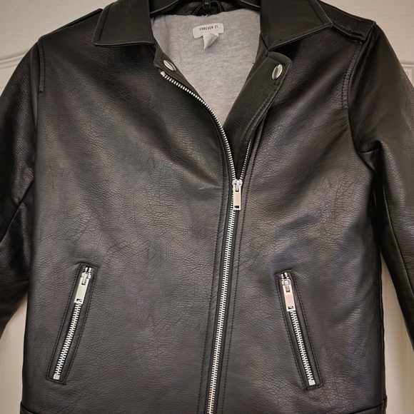 Forever21 Girls Faux Leather Jacket - Picture 2 of 4